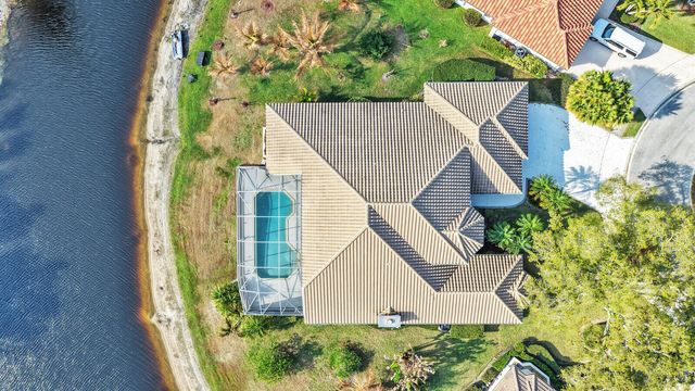 142 Corinthian Circle, Jupiter, FL 33458