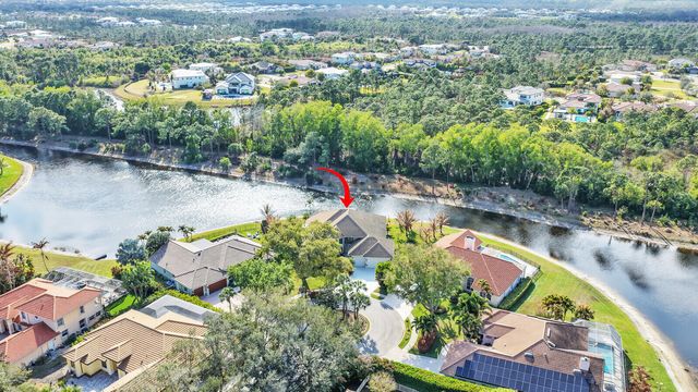 142 Corinthian Circle, Jupiter, FL 33458