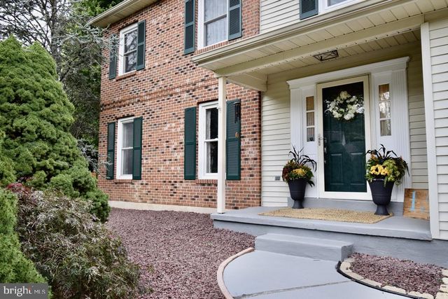 15 BLUE FOX CT, Newark, DE 19711