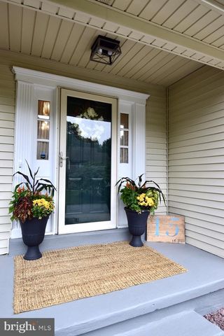 15 BLUE FOX CT, Newark, DE 19711