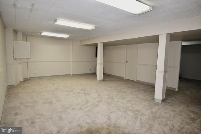 15 BLUE FOX CT, Newark, DE 19711