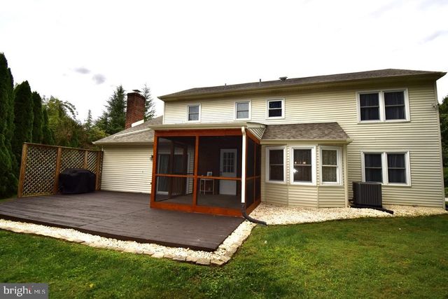 15 BLUE FOX CT, Newark, DE 19711