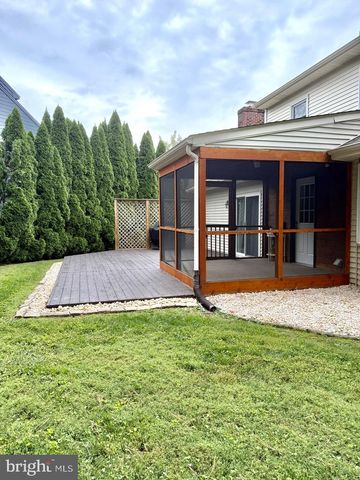 15 BLUE FOX CT, Newark, DE 19711