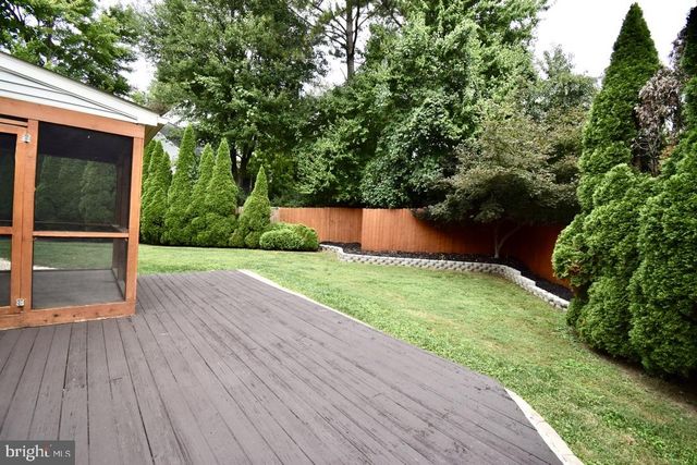15 BLUE FOX CT, Newark, DE 19711