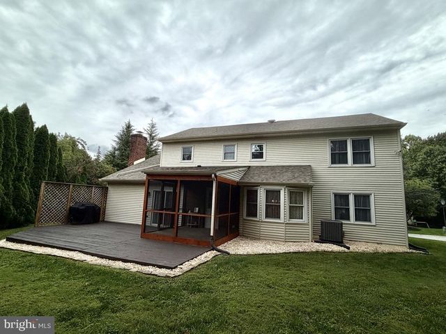 15 BLUE FOX CT, Newark, DE 19711
