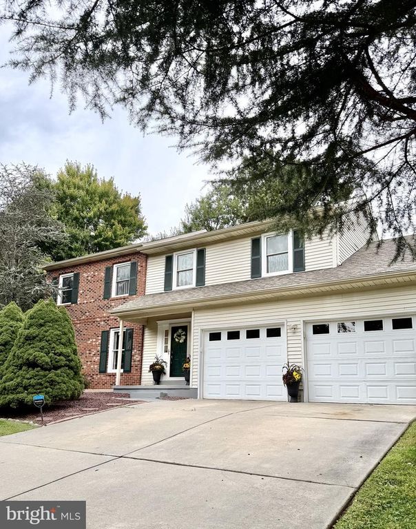 15 BLUE FOX CT, Newark, DE 19711