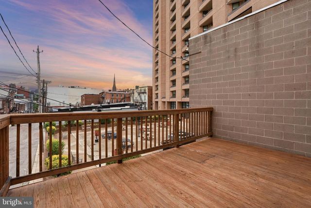 17 W CHASE ST, Baltimore, MD 21201