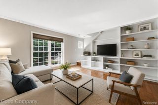 2154 Pennsylvania Lane, Ann Arbor, MI 48103