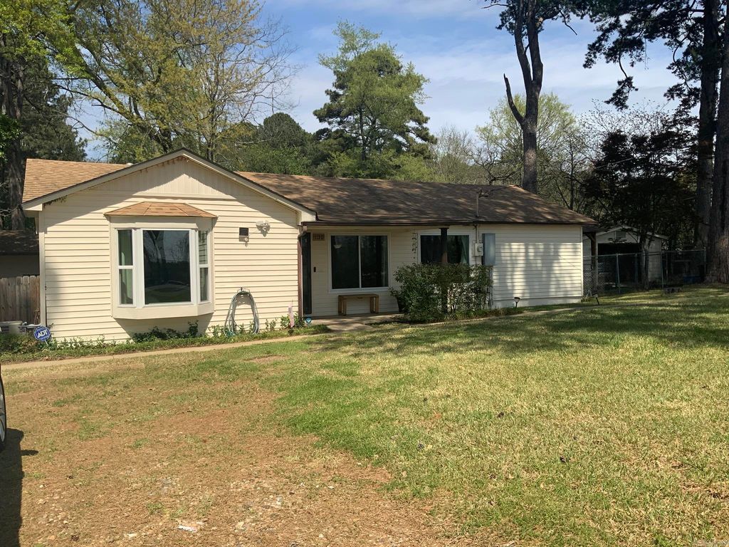 1120 Lakeshore Drive, Hot Springs, AR 72116