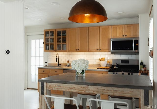 109 Allen Street, Dewitt, NY 13057