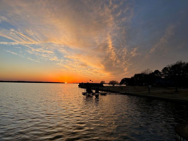 119 Diamond Oaks Drive, Mabank, TX 75156