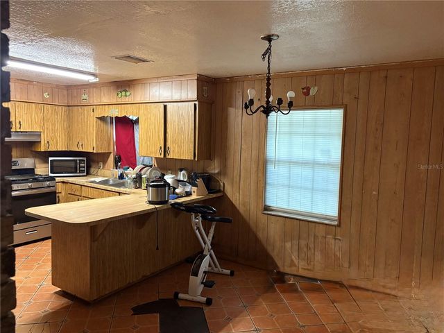 2425 GERBER DAIRY ROAD, Winter Haven, FL 33880