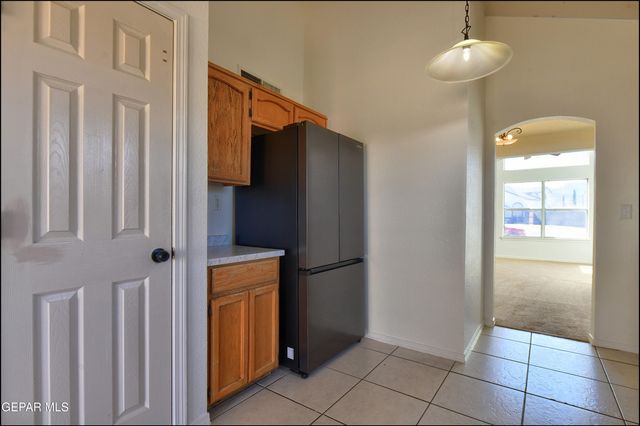 5568 RICK Husband Drive, El Paso, TX 79934