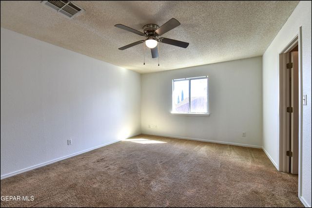 5568 RICK Husband Drive, El Paso, TX 79934