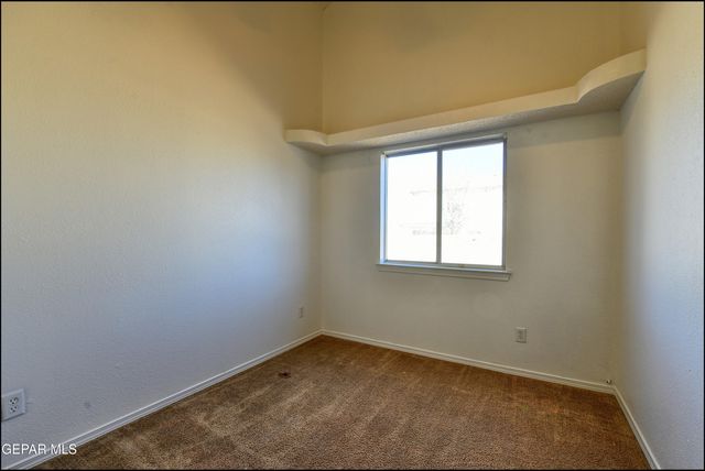 5568 RICK Husband Drive, El Paso, TX 79934