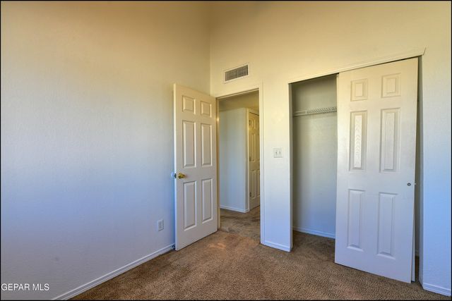 5568 RICK Husband Drive, El Paso, TX 79934