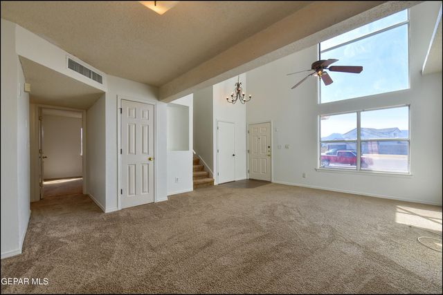 5568 RICK Husband Drive, El Paso, TX 79934