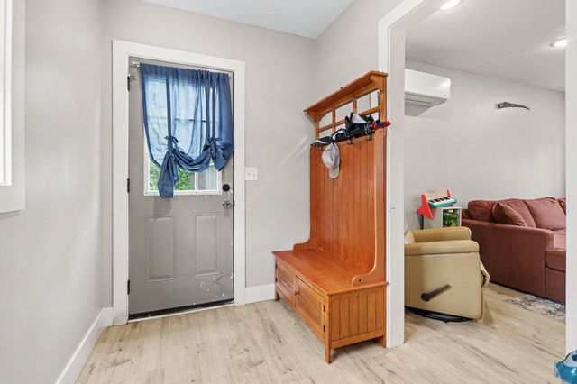 104 Morgan Avenue, Battle Creek City, MI 49037