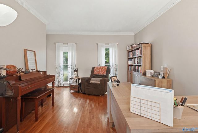 2406 Auburn Drive SW, Decatur, AL 35603