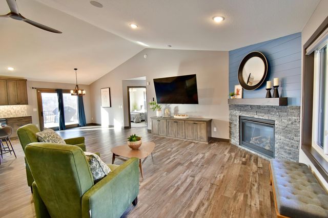 14248 278th Avenue NW, Zimmerman, MN 55398