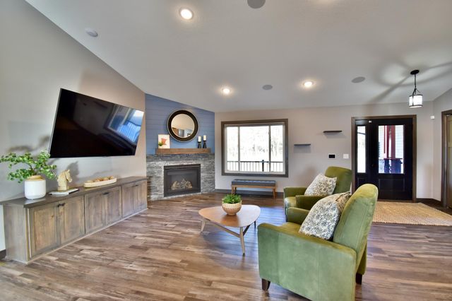 14248 278th Avenue NW, Zimmerman, MN 55398