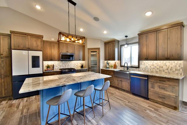 14248 278th Avenue NW, Zimmerman, MN 55398