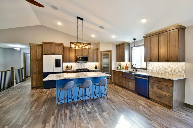 14248 278th Avenue NW, Zimmerman, MN 55398