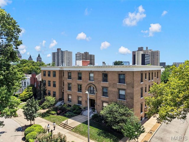 4496 Maryland Avenue 1B, St Louis, MO 63108