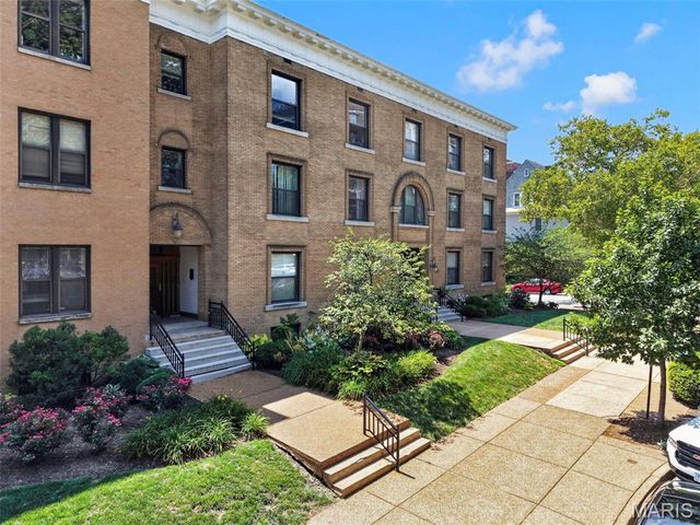 4496 Maryland Avenue 1B, St Louis, MO 63108