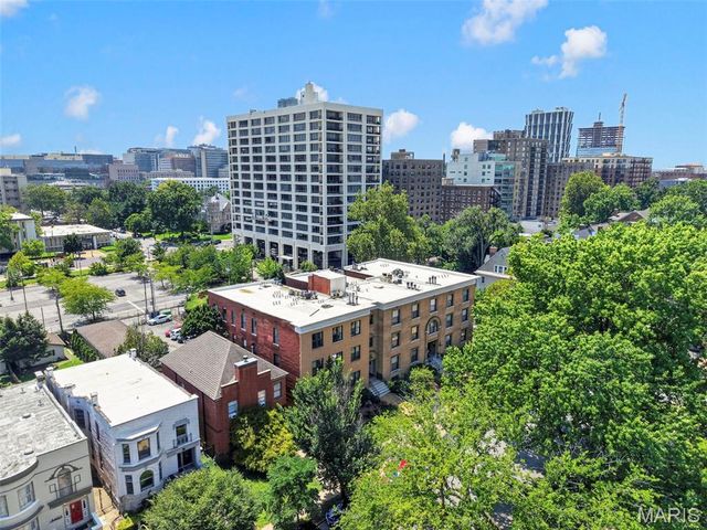 4496 Maryland Avenue 1B, St Louis, MO 63108