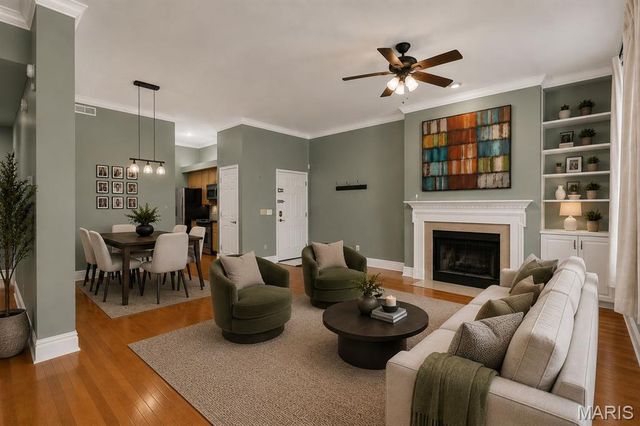 4496 Maryland Avenue 1B, St Louis, MO 63108