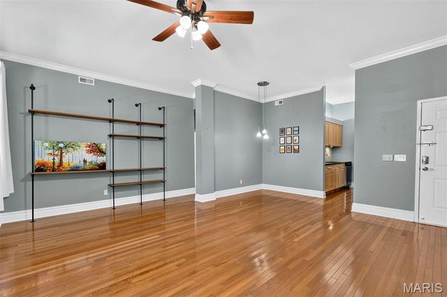4496 Maryland Avenue 1B, St Louis, MO 63108