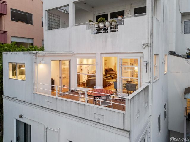 1360 Montgomery Street 2, San Francisco, CA 94133