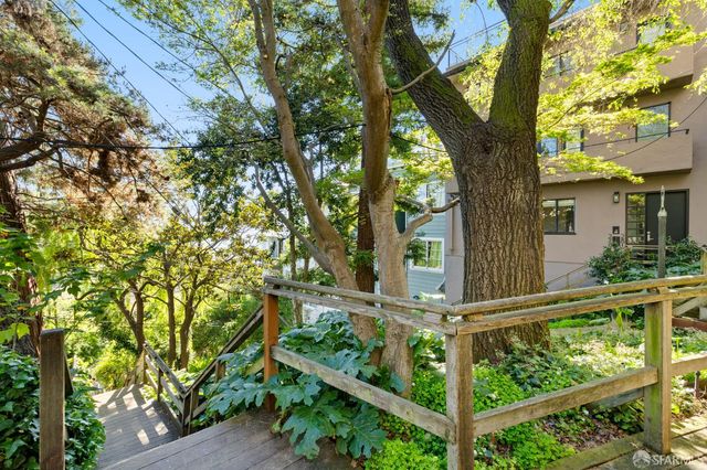 1360 Montgomery Street 2, San Francisco, CA 94133