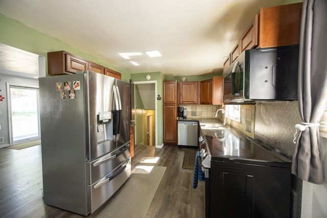 268 Angelus Drive, Irondequoit, NY 14622