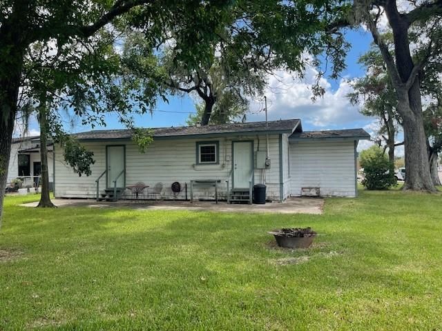 501 Magnolia Street, Lake Jackson, TX 77566