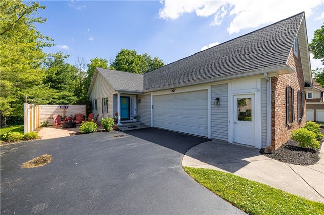 45 Olde Prestwick, Perinton, NY 14526