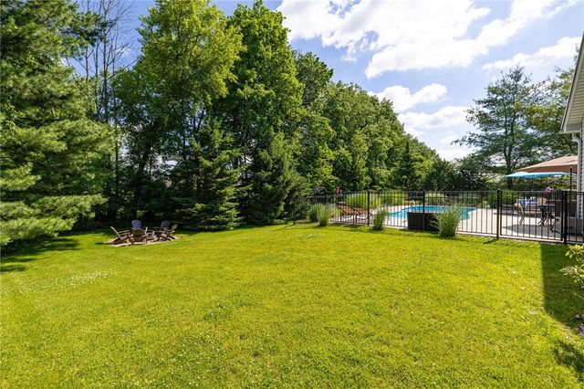 45 Olde Prestwick, Perinton, NY 14526