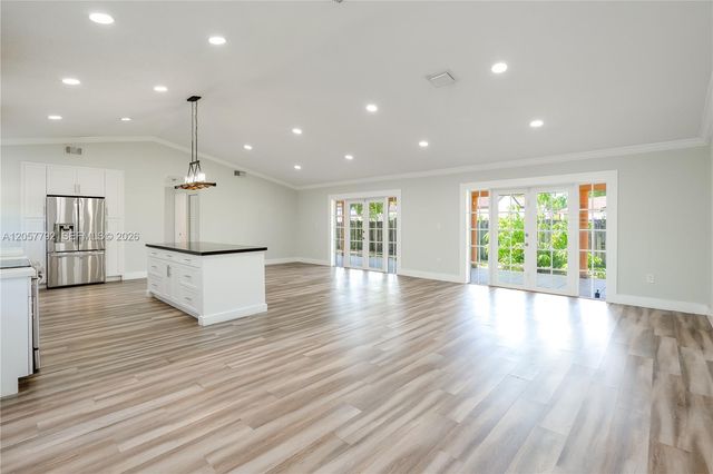 6320 NW 199th Street, Hialeah, FL 33015