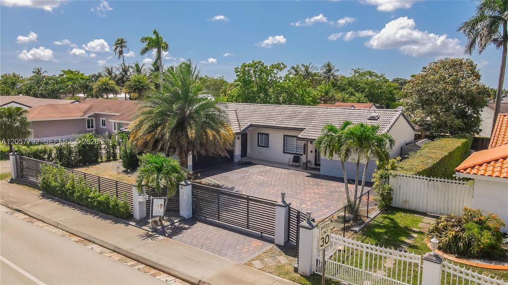 6320 NW 199th Street, Hialeah, FL 33015