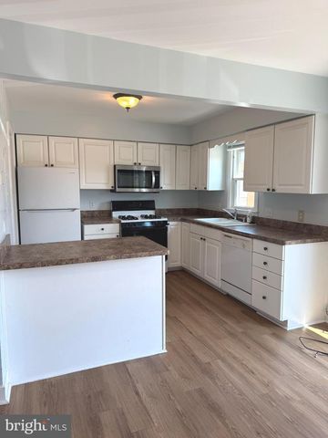 11 LAFAYETTE STATION, Fredericksburg, VA 22401