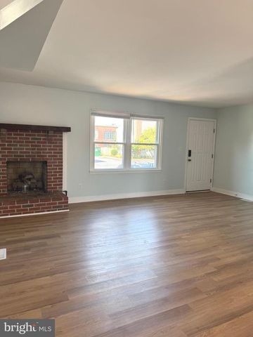 11 LAFAYETTE STATION, Fredericksburg, VA 22401