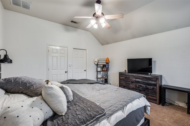6828 Crenshaw Lane, Denton, TX 76210