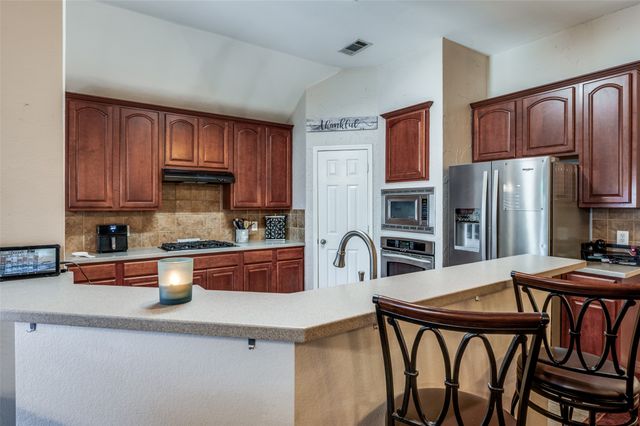6828 Crenshaw Lane, Denton, TX 76210