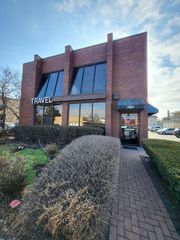 7851 Ogden Avenue D, Lyons, IL 60534