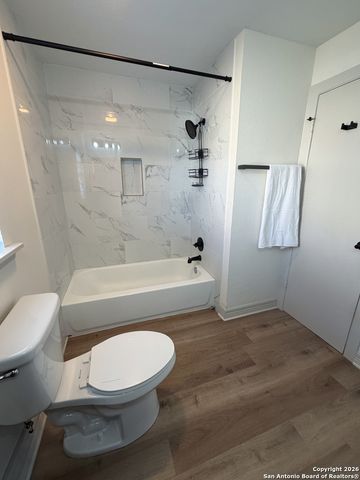 409 Coughran Rd, Pleasanton, TX 78064