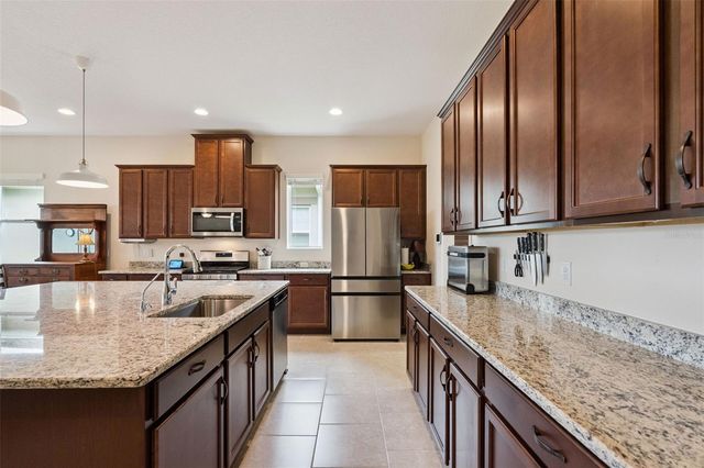 2720 SOUTHLAND STREET, St Cloud, FL 34772
