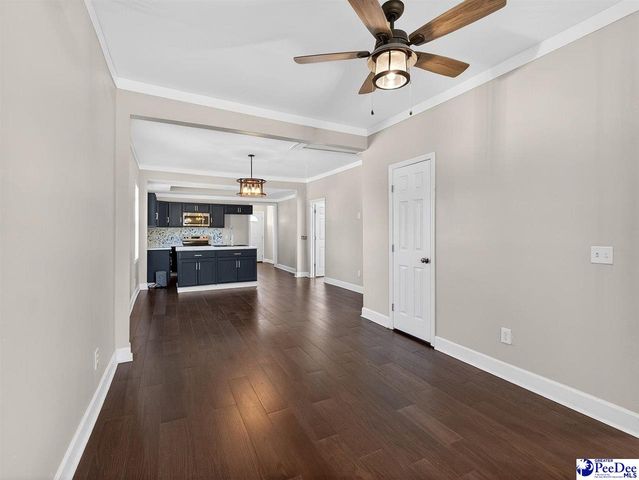 511 Limit St., Darlington, SC 29532