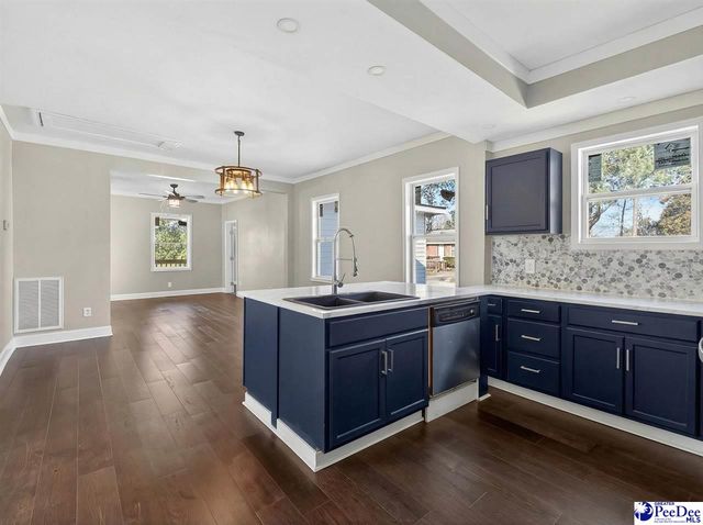 511 Limit St., Darlington, SC 29532