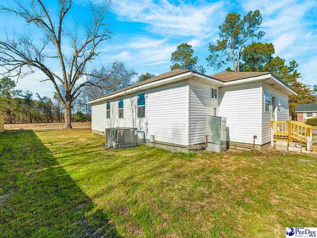 511 Limit St., Darlington, SC 29532